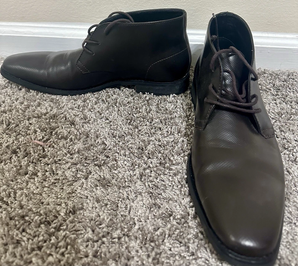 Calvin Klein Dark Brown Chukka Leather Boots, Size 8.5 Mens - Image 2 of 4