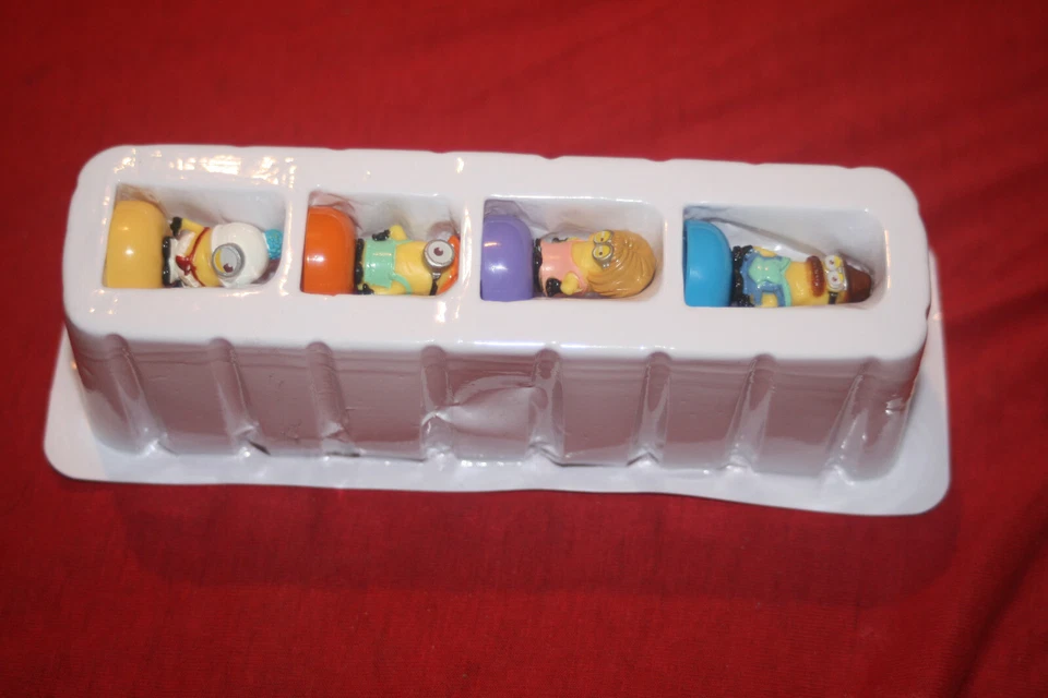 Das Spiel des Lebens  -  Minion-  Ich Einfach Unverbesserlich - neuwertig - Bild 4 von 4