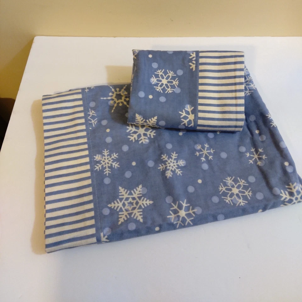 NUEVO JC Penney Funda de Almohada Estándar Franela Copo de Nieve Azul y Blanco 22 x 31 2 piezas Foto 4 de 4