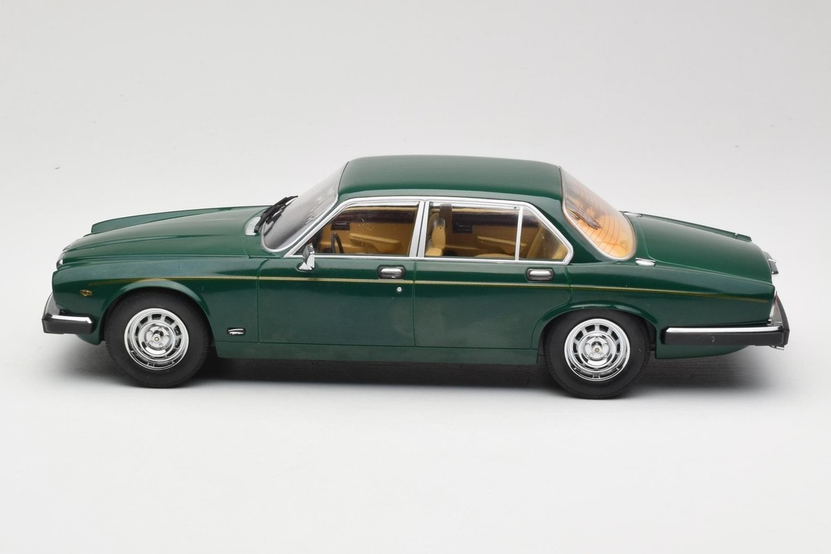 MCG18175 Jaguar XJ Series III Dark Green MCG 1/18 | eBay