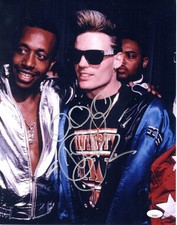 Vanilla Ice signed 11x14 Photo Rapper Rap