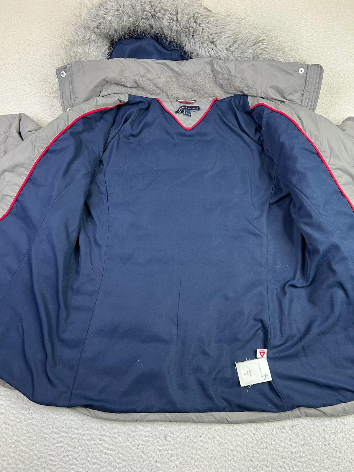 Tommy Hilfiger Puffer Coat Womens Medium Gray Faux Fur Hood Primaloft Insulated thumbnail 8