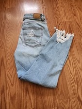 American Eagle Mom Jeans Womens 6 Blue Straight Distressed High Rise Denim