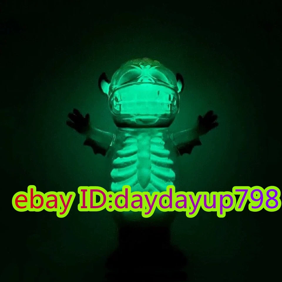 Figura Sofubi Vinilo GID Primario Murciélago Grasa Radical MIND Monster Mind H26CM Foto 2 de 3