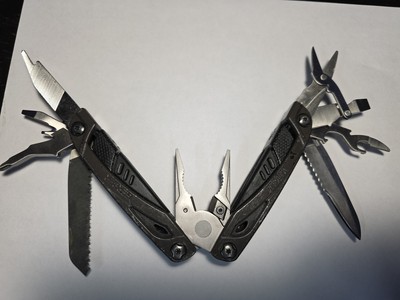 Rare/Discontinued! Gerber Strata Multi Tool Plier Knife No Sheath!