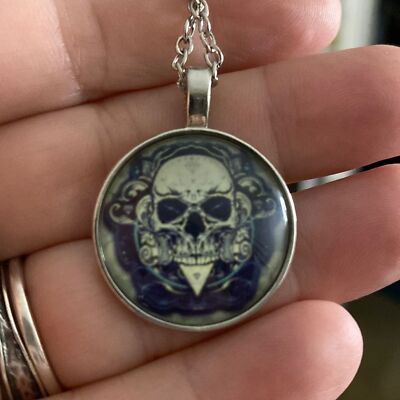 Skull Necklace, Silver Pendant, Day of the Dead, Halloween, Gothic, 18 in Chain