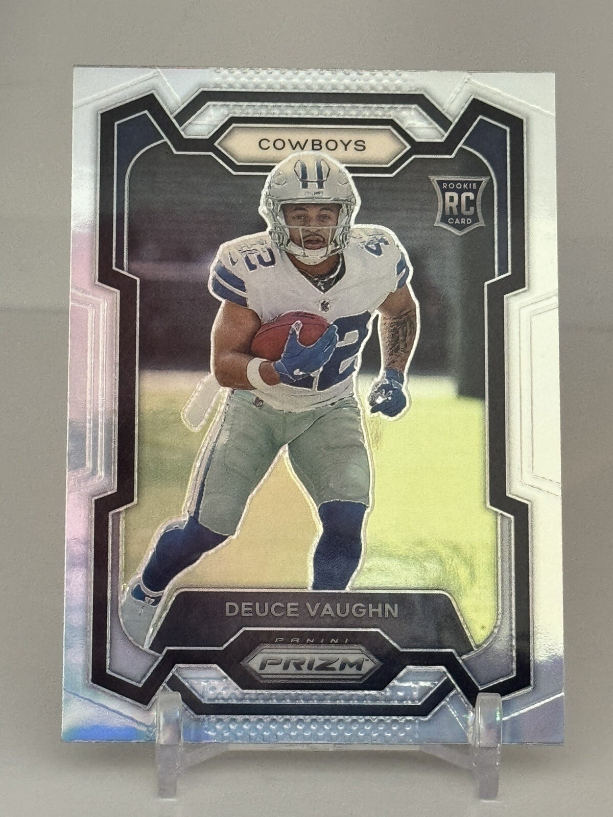 DEUCE VAUGHN RC 2023 Panini Prizm - SILVER PRIZM - ROOKIE #324. B109