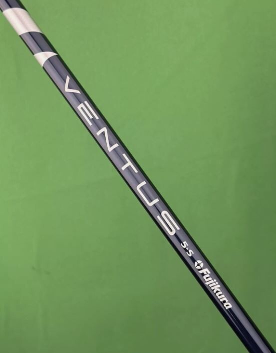 TaylorMade SIM2 MAX Driver 10.5* Stiff Flex Fujikura Ventus Blue