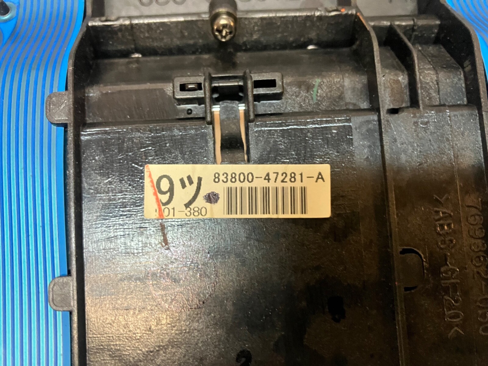 0409 Toyota Prius Speedometer Odometer Instrument Cluster Meter