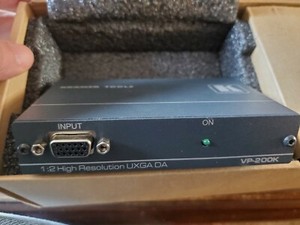 Kramer VP-200K  1:2 High Resolution UXGA Distribution Amplifier ** NEW **