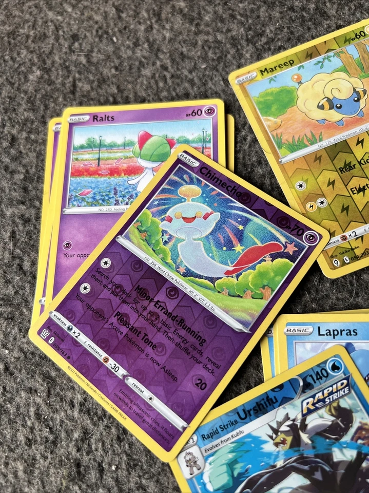 Pokémon Cards large bundle with rares and holos - Image 2 of 4