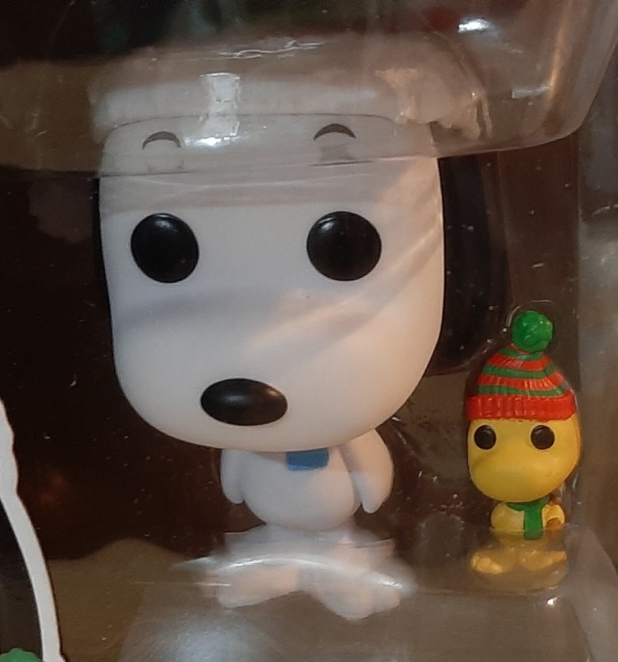 Funko Pop Charlie Brown Christmas Snoopy and Woodstock 1628 New