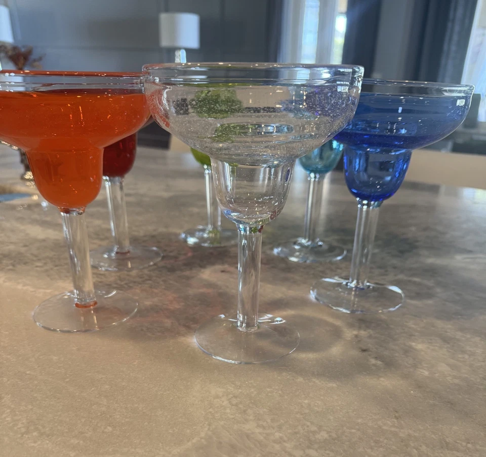 NUEVO Vasos Pottery Barn Margarita Hechos a Mano Reciclado Vidrio Soplado BONITOS Foto 4 de 4