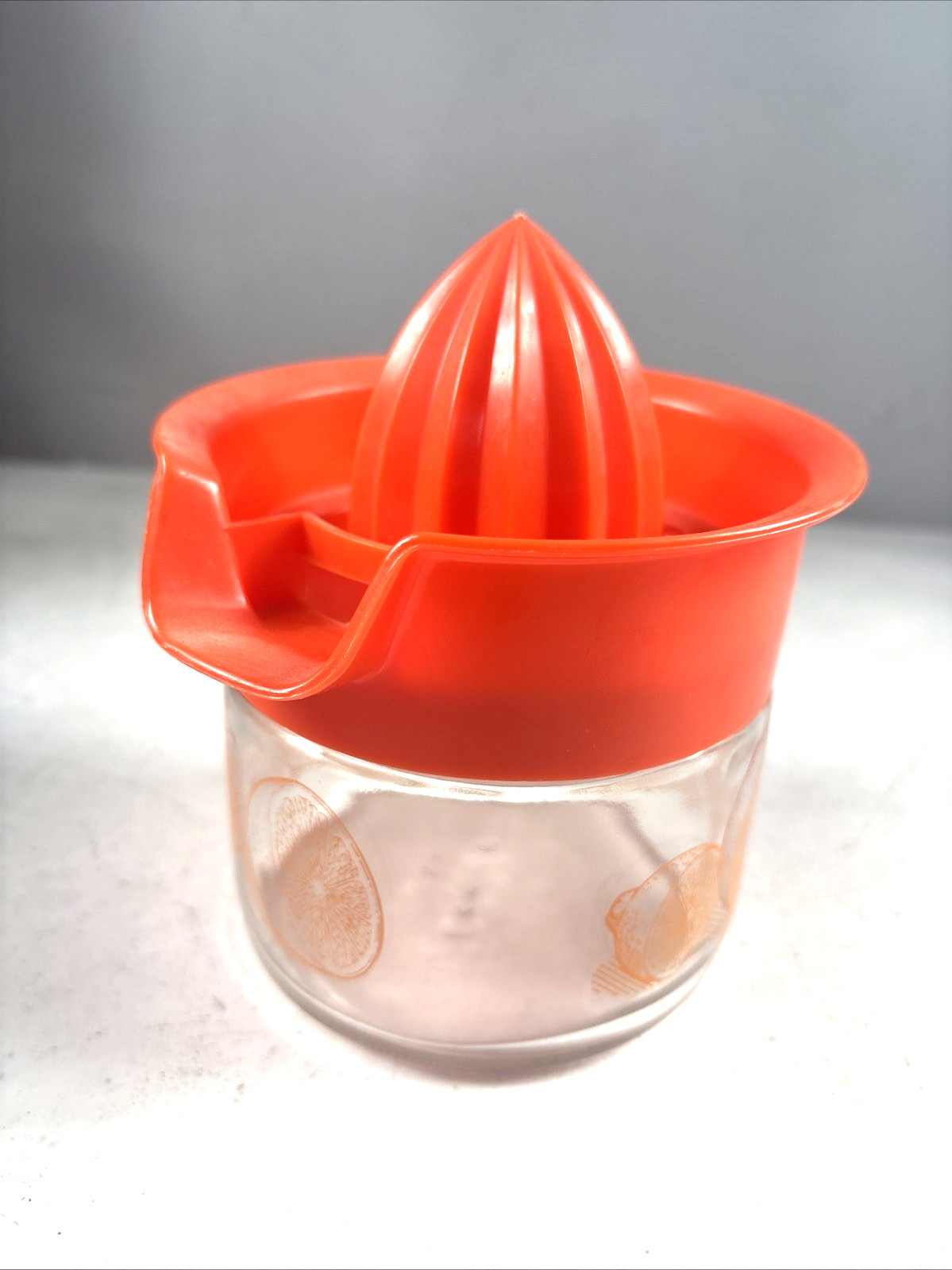 Vintage GEMCO 2-Piece Glass Jar Citrus Orange Lemon Juicer Hand Press Reamer