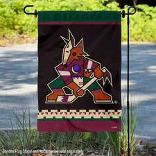 Phoenix Coyotes Garden Flag and Yard Banner