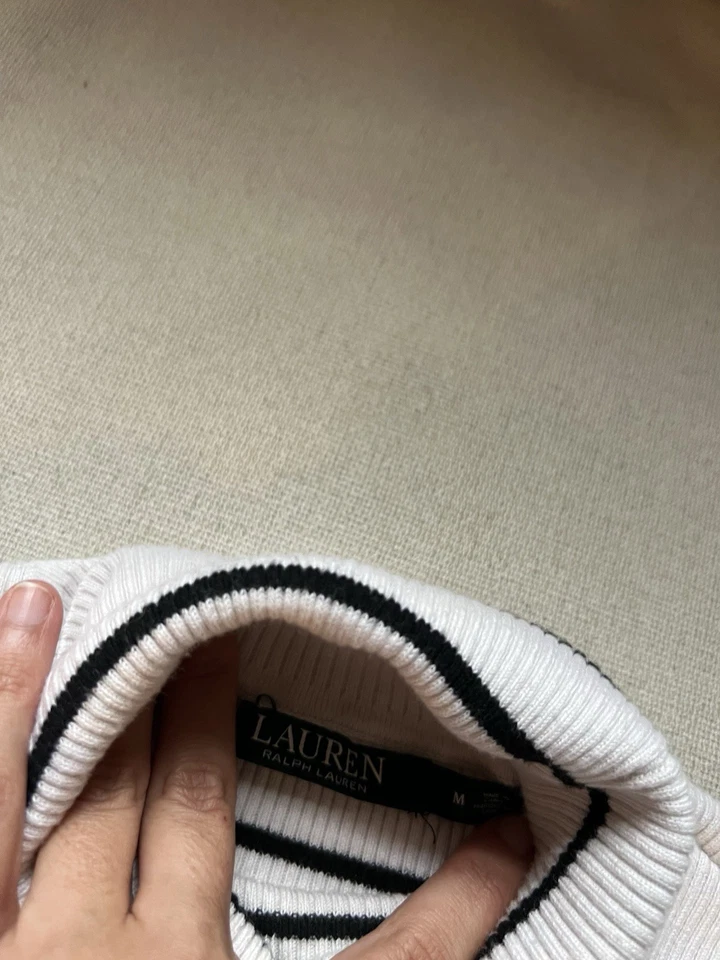 Suéter para mujer Polo Ralph Lauren blanco y negro a rayas cuello tortuga. Talla M Foto 3 de 4