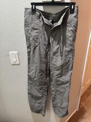 Women s North Face Griege Hiking Pants Size 6, Worn Once