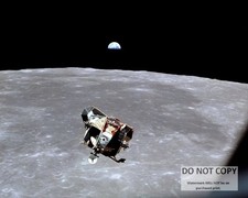 EARTH VIEW AS LUNAR MODULE "EAGLE" LEAVES MOON ON APOLLO 11 8X10 PHOTO EP-048 