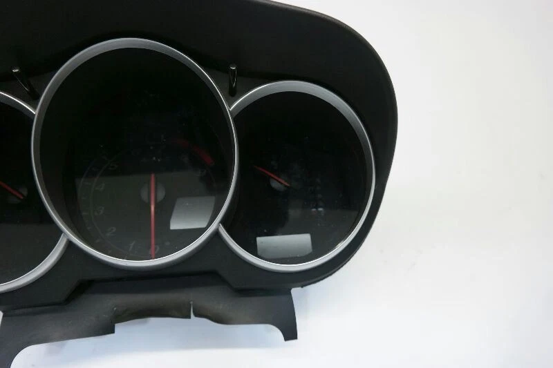 Cuadro velocímetro Mazda RX8 2004-06 a través 31/10/05   Foto 3 de 4