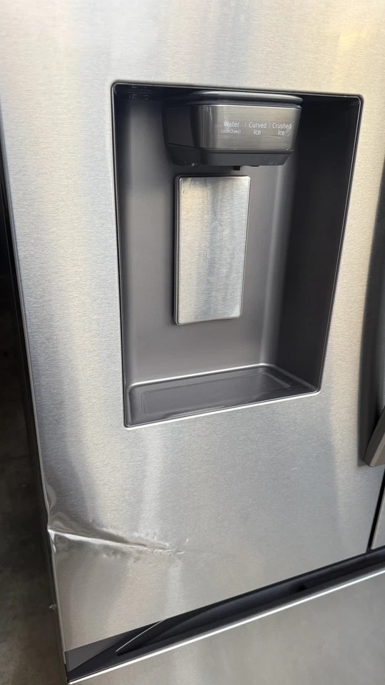 Refrigerador Samsung puerta francesa (modelo 2025) funciona perfectamente + 3 meses de garantía Foto 3 de 4