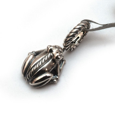 DAVID YURMAN Sterlingsilber verkabelt kleiner Frosch Charm Verstärker NEU authentisch