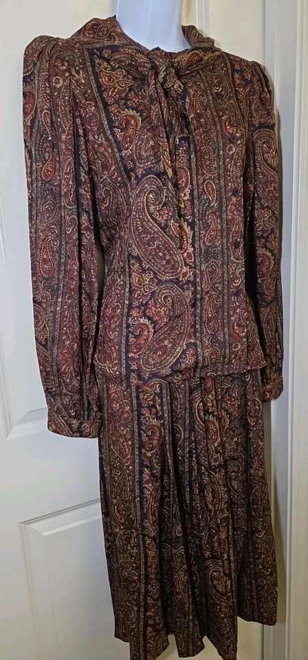 De Colección O By Oscar De La Renta 100% Seda Paisley Vestido Cuello Atado Falda Conjunto Blusa Foto 4 de 4