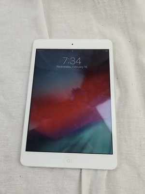iPad Mini 2 A1490 WI-FI + Cellular - 16GB 7.9'' - Black & Silver Works But Locked