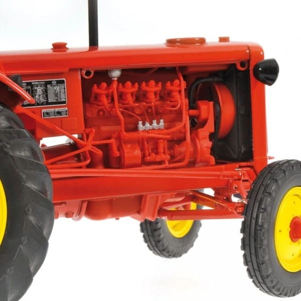 Minichamps 1/18 TRATTORE HANOMAG R35 FARM TRACTOR WITH ROOF 1955 ROSSO - Immagine 4 di 4