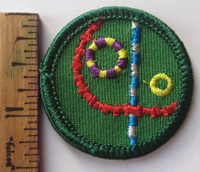 Retired Girl Scout Junior 20012011 JEWELER BADGE Jewelry Bracelet Ring