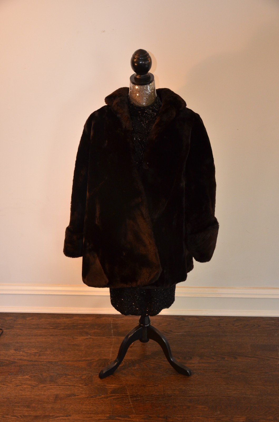FAUX Fur Coat - No Labels - Gem