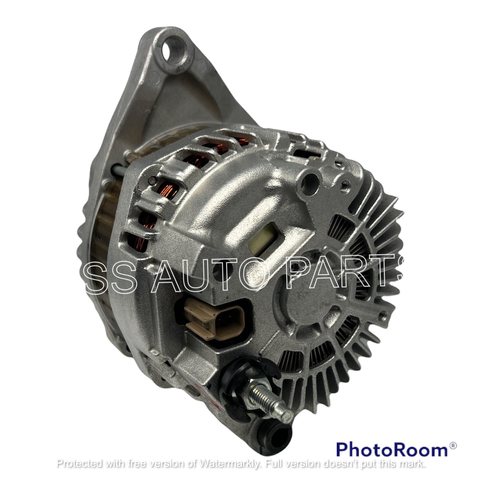 Alternator for Dodge Caliber 20072011 Jeep Compass Patriot 20072016