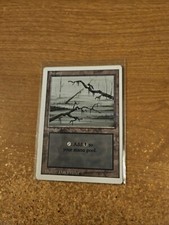 MAGIC THE GATHERING REVISED SWAMP (C) HEAVILY PLAYED