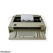 IBM Wheelwriter 3 III Electronic Electric Typewriter thumbnail