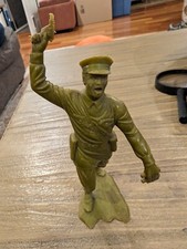 VINTAGE MARX 1963 PLASTIC 6" WORLD WAR 2 RUSSIAN TOY SOLDIER ARMY MAN