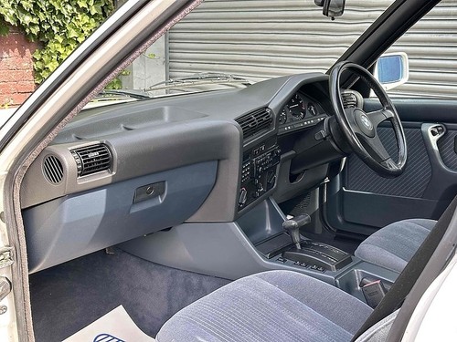 1990 BMW 3 Series 320I Se Saloon Petrol Automatic - Picture 17 of 24