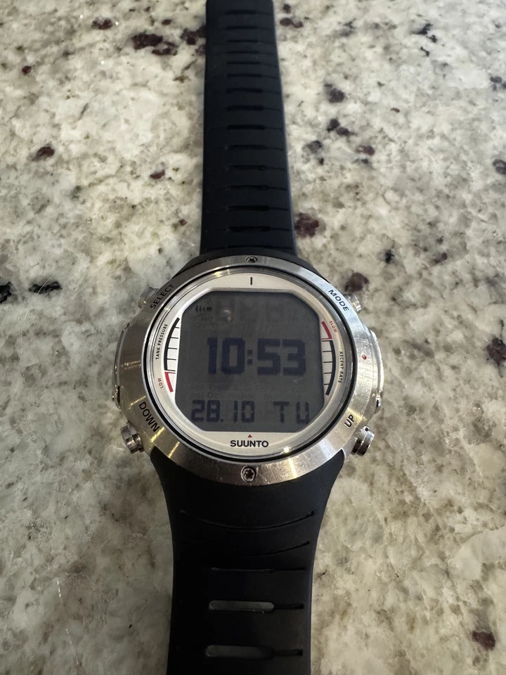 Complete ScubaPro MK17, 2nd stage ScubaPro R395, R285 Octo, dive comp + transmit - Image 2 of 4