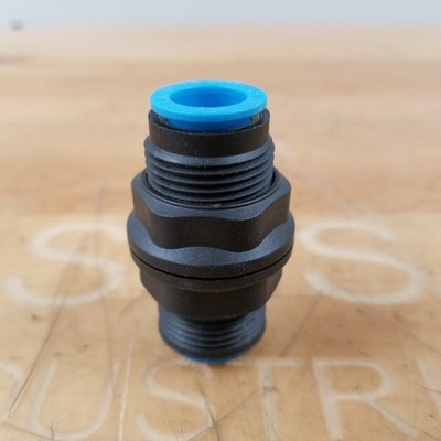 Rexroth Push-in Plastic Bulkhead Connector 12mm to 12mm - USED