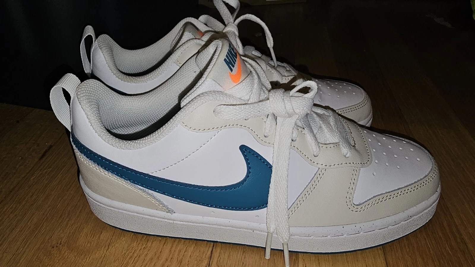 Nike Court Borough Low 2 GS' Phantom Bright Spruce' BQ5448 017 bambini taglia 6 anni nuove senza etichette