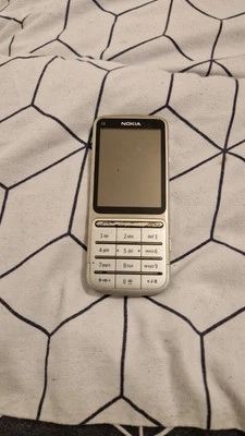 Nokia C3-01 - Silver (Unlocked) Mobile Phone - Image 1 of 2