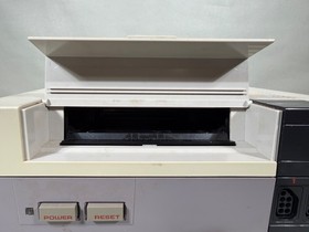 Vintage 1985 Nintendo NES-001 Video Game Console w/ Zapper + Max Controllers etc