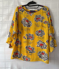 Women  s S Banana Republic Yellow Floral 3/4 Flutter Asymmetrical Sleeves Blouse
