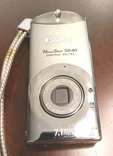 Canon PowerShot SD40 Digital Elph Camera Silver 7.1 MP *Read Description