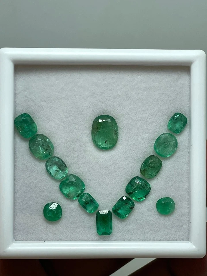 13-Carat Natural Emerald Cut Lot from swat Pakistan - Image 4 of 4