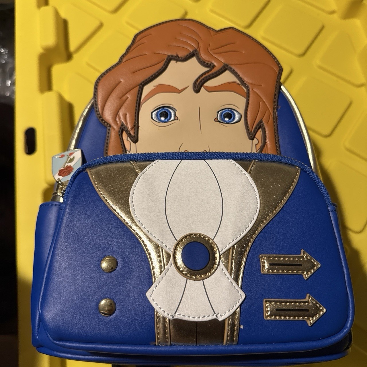Mini Mochila Loungefly Disney La Bella y la Bestia Príncipe Adam Cosplay Azul
