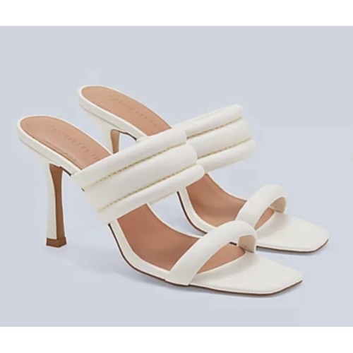 Gabrielle Union Collection /New York & Co. Puffy Sandals- US 7 - Picture 8 of 8