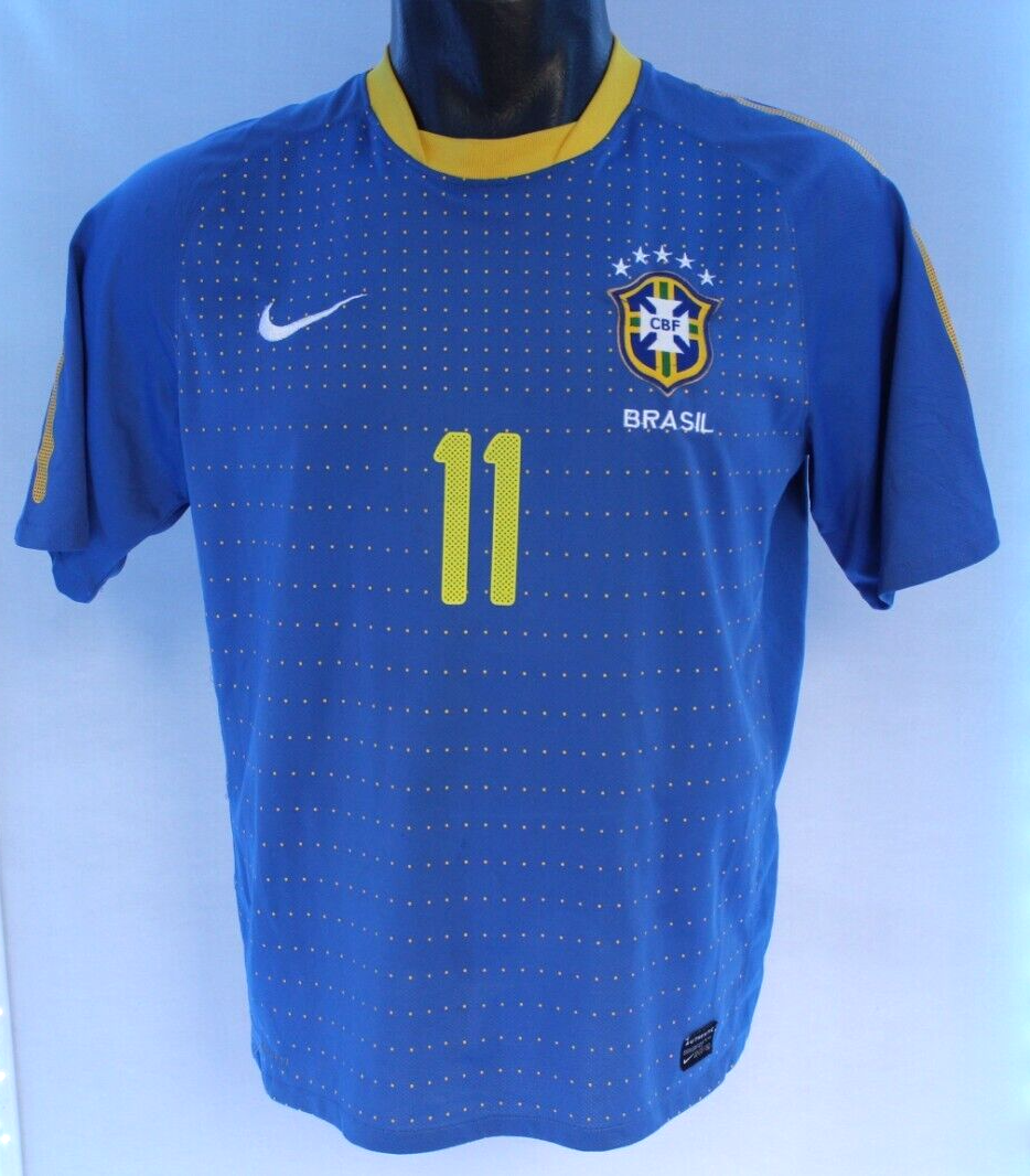 Brasil Jersey Team Authentic Nike Size Small 2010 #11 ROBINHO