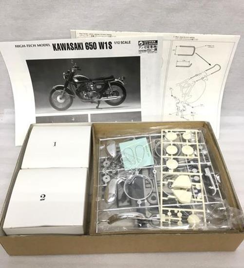 Gunze 1/12 Scale KAWASAKI 650 W1S Blue Motorcycle Model Kit