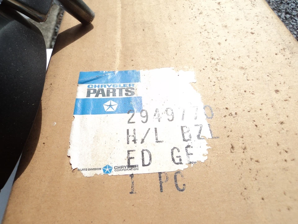 New Old Stock Right Headlight Bezel for 1970 Dodge Monaco 2949770 - Image 2 of 2