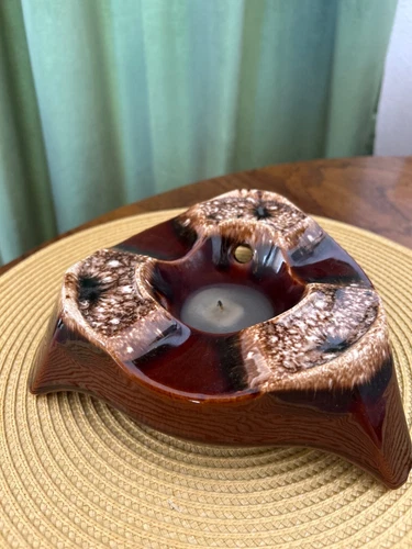 Hull pottery H. P. CO USA brown drip glaze warming base