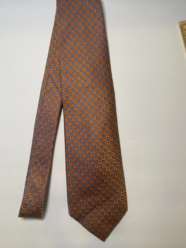 Corbata para hombre Grant Thomas azul y naranja con estampado geométrico 100 % seda Foto 3 de 4